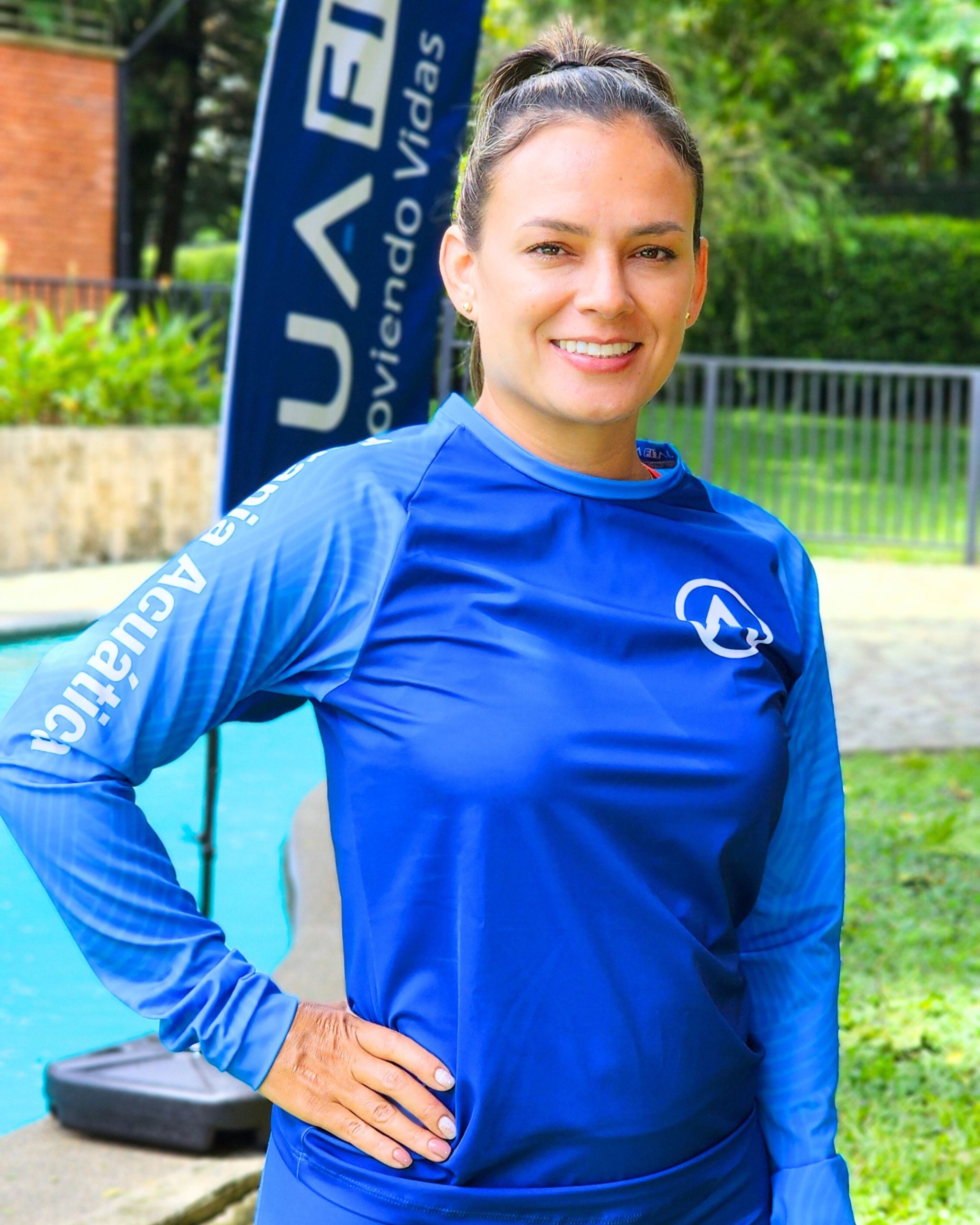 Carolina Ocampo, fisioterapeuta de AUA FIT Cali, experta en neurorehabilitación y AquaBOARD en la sede del Hotel Intercontinental.